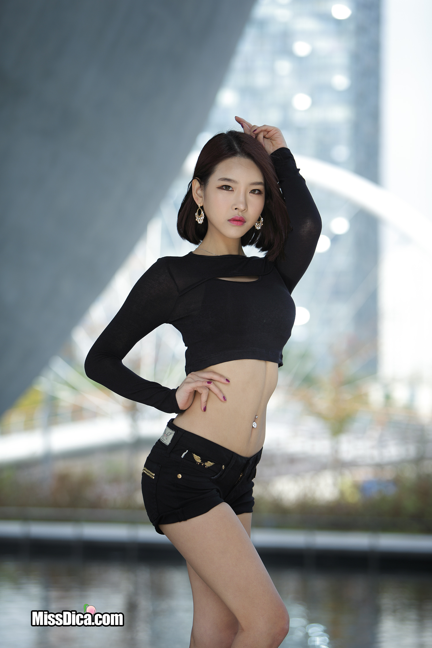 CN0P7801 복사.jpg