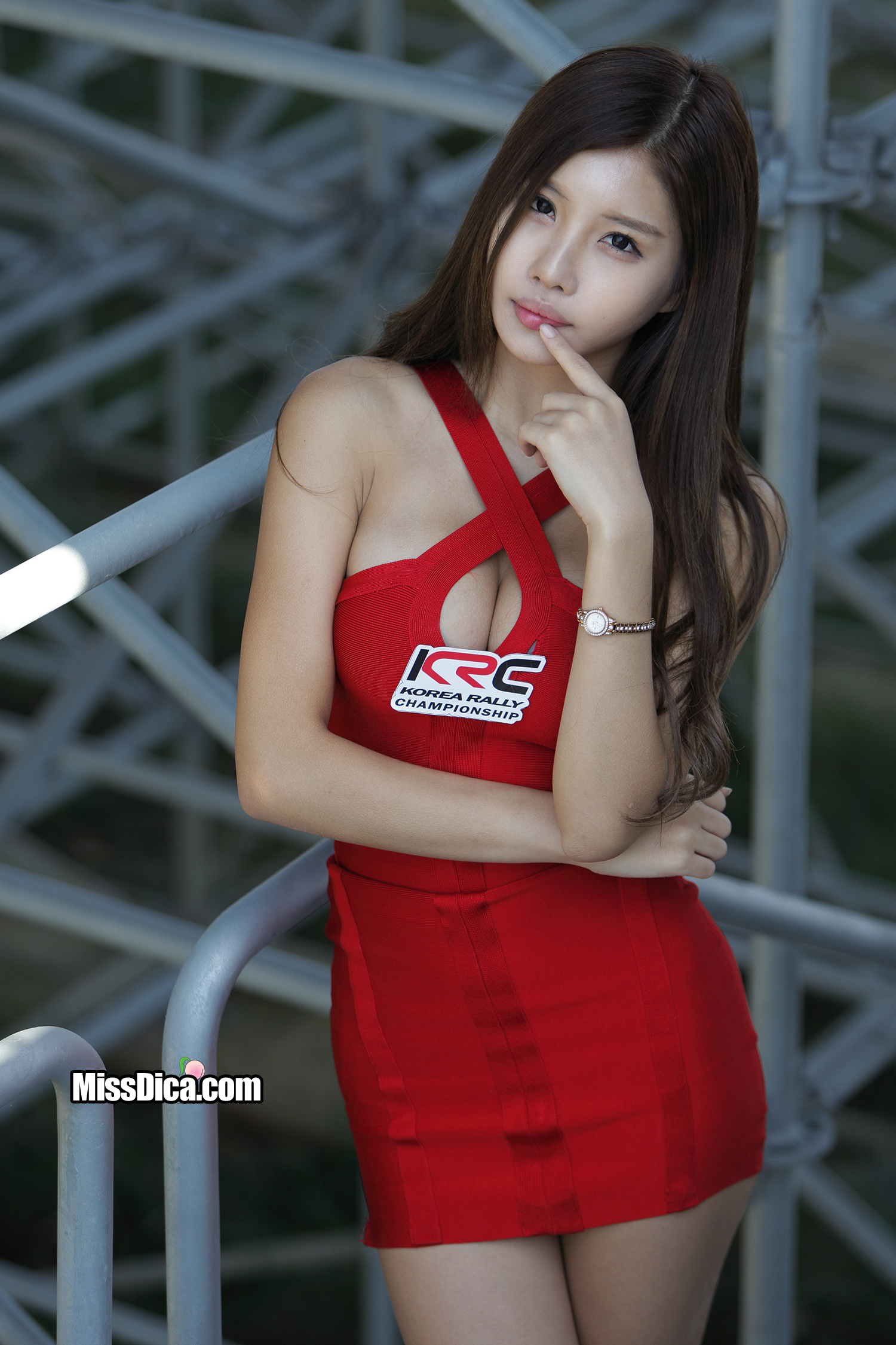 CN0P6207 복사.jpg