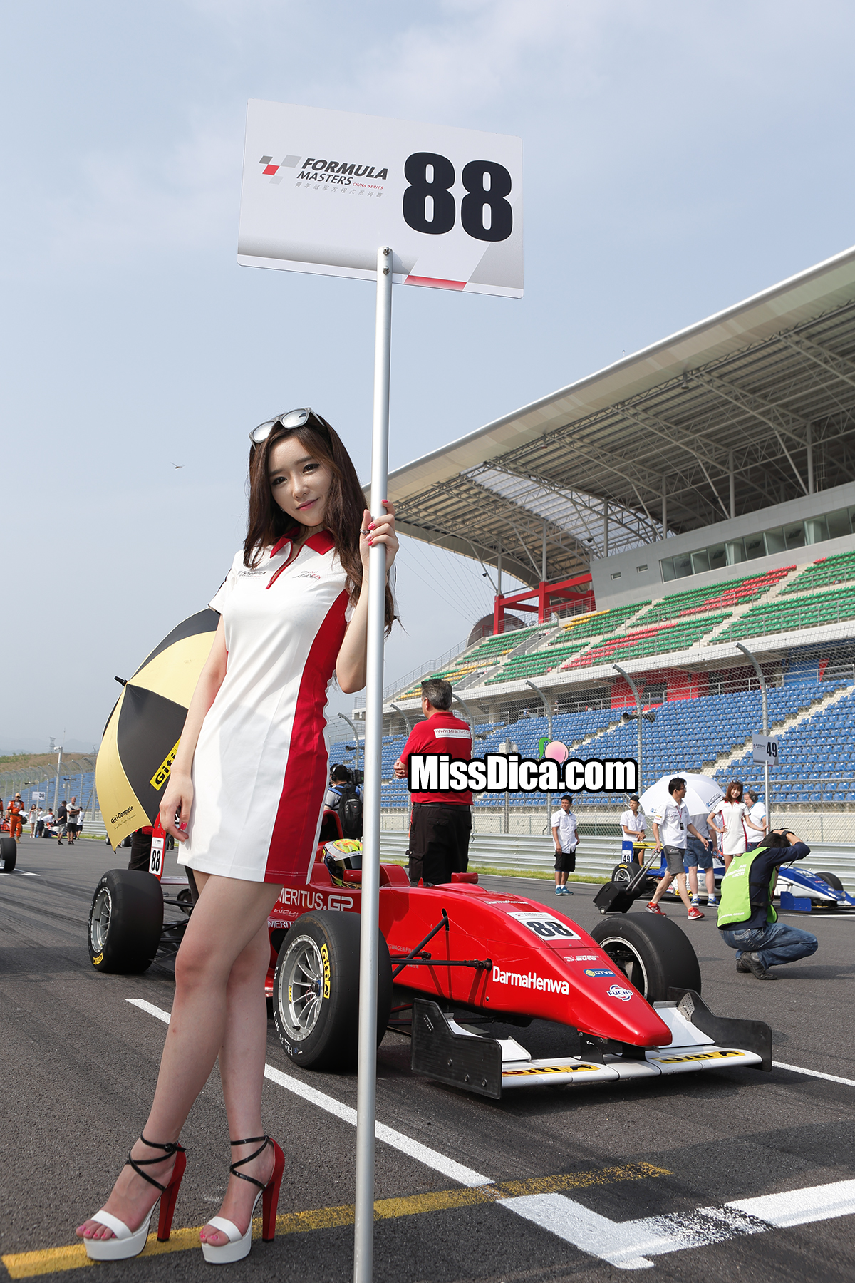 CN0P0178 복사.jpg
