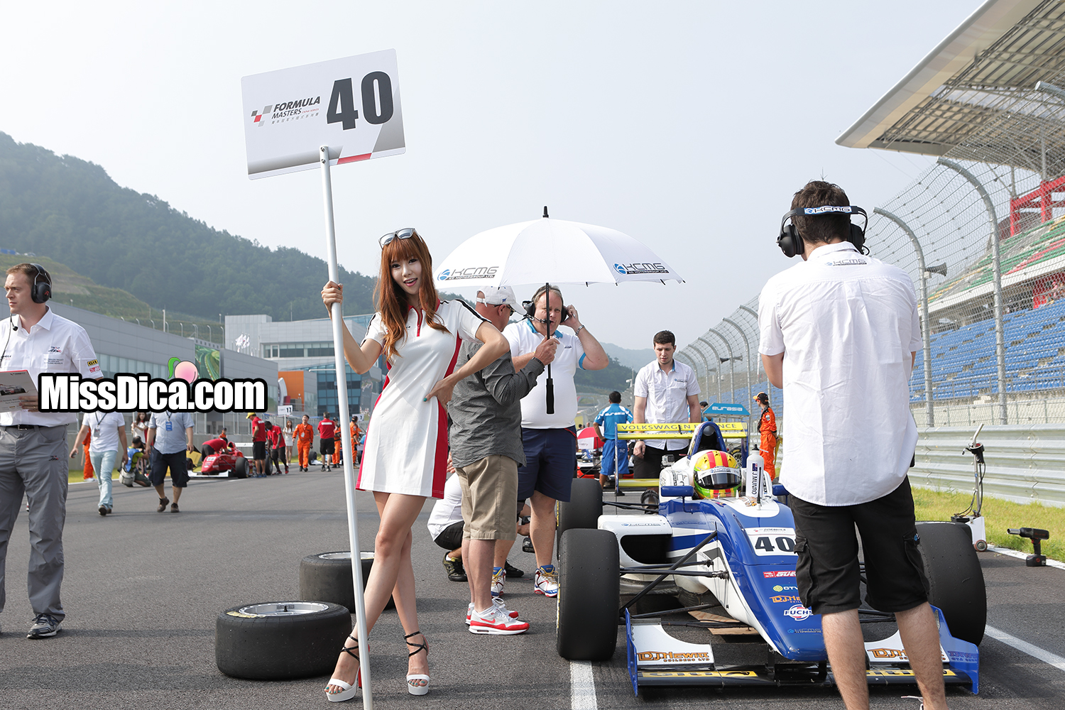 CN0P9953 복사.jpg
