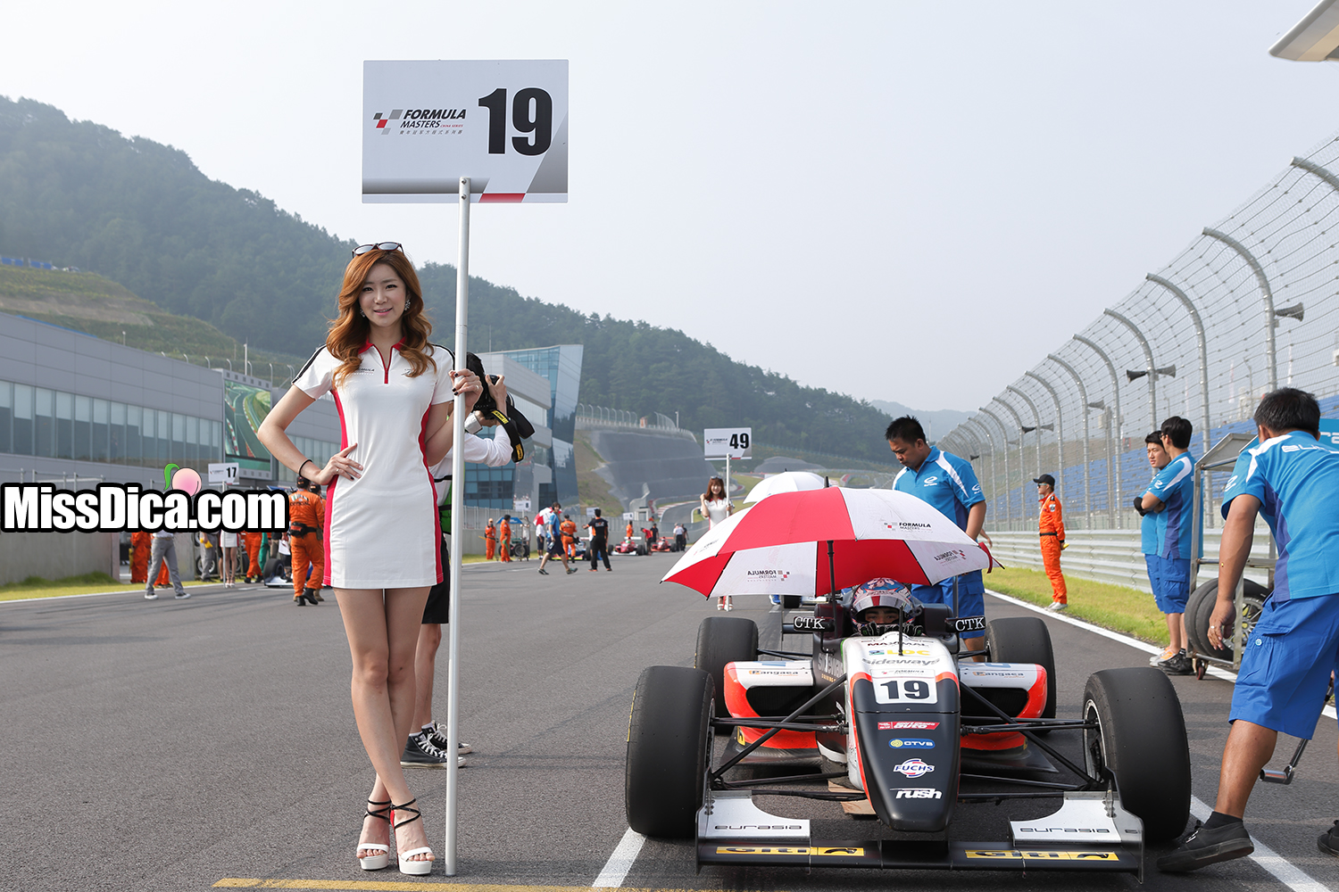 CN0P9943 복사.jpg