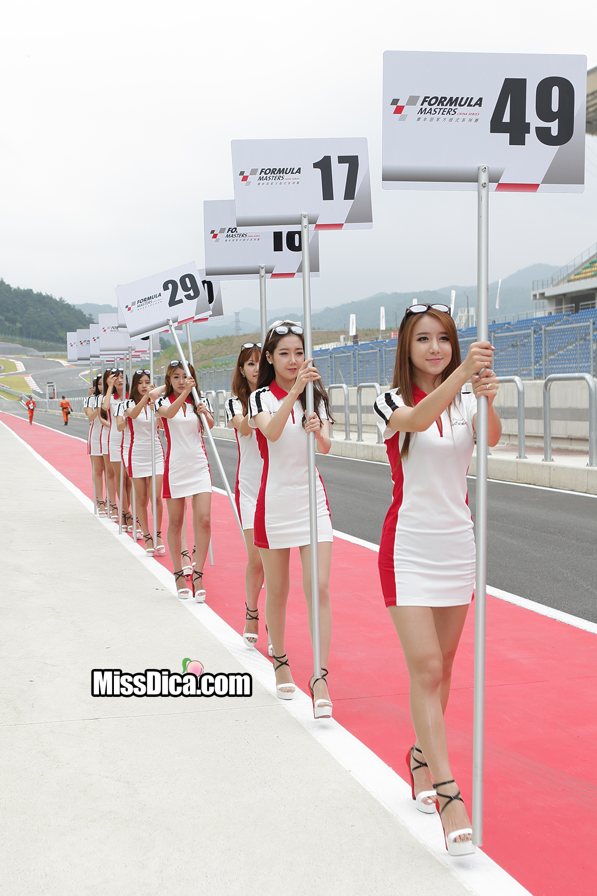 CN0P8404 복사.jpg