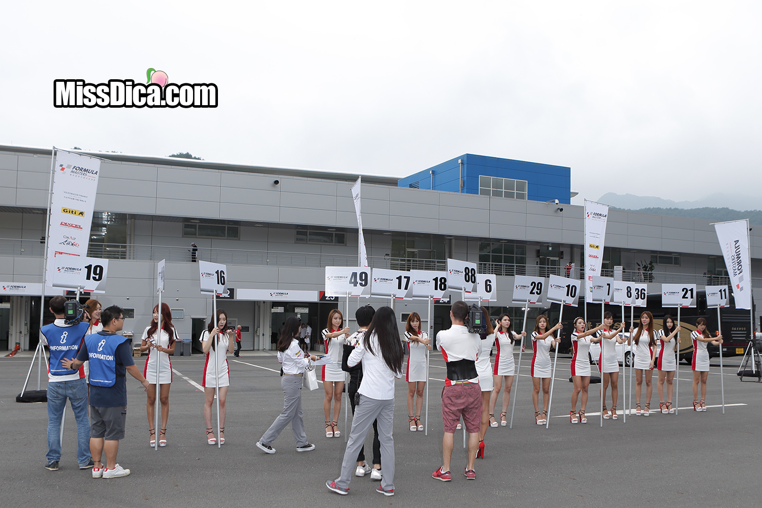 CN0P8291 복사.jpg