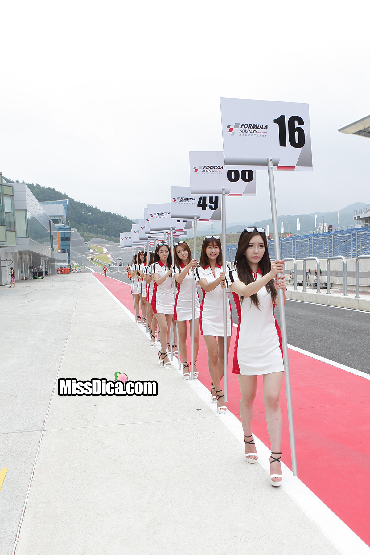 CN0P8398 복사.jpg