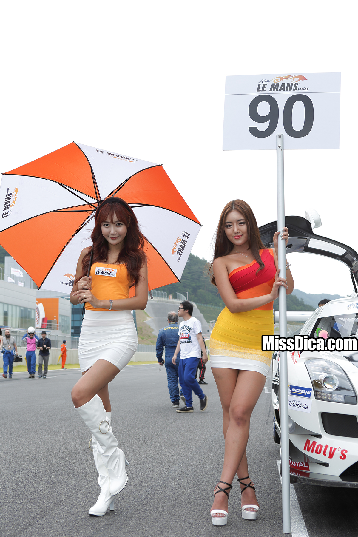 CN0P0642 복사.jpg