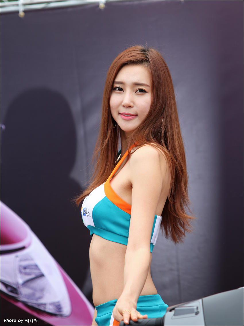 [5Dmk2] 0234 [70-200].png