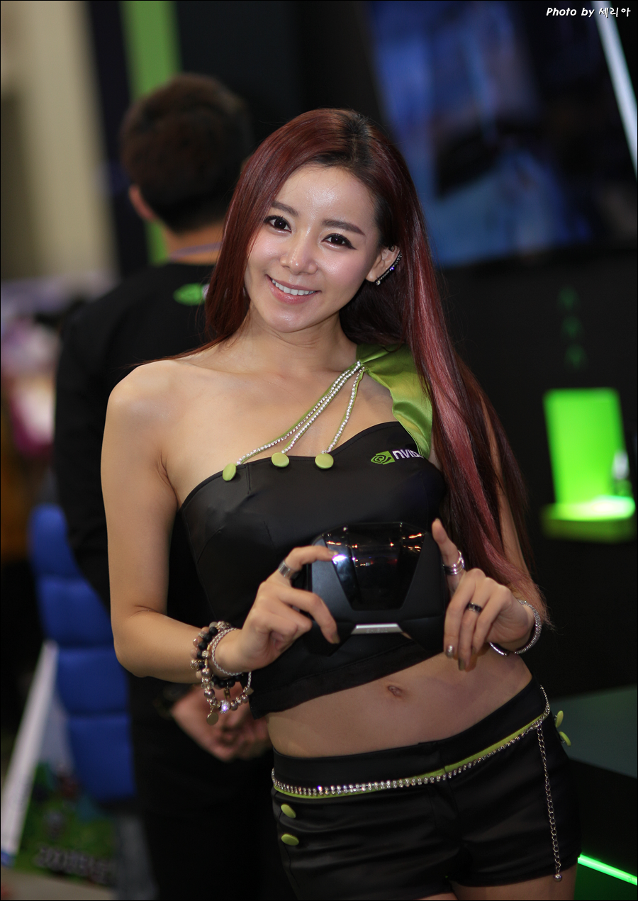 [5Dmk2] 0871 [85.4] copy.png