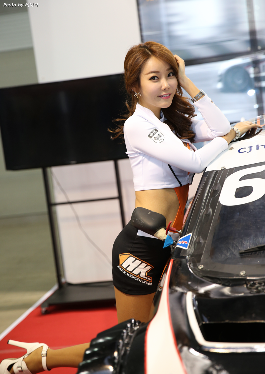 [5Dmk3] 002 [24-70].png