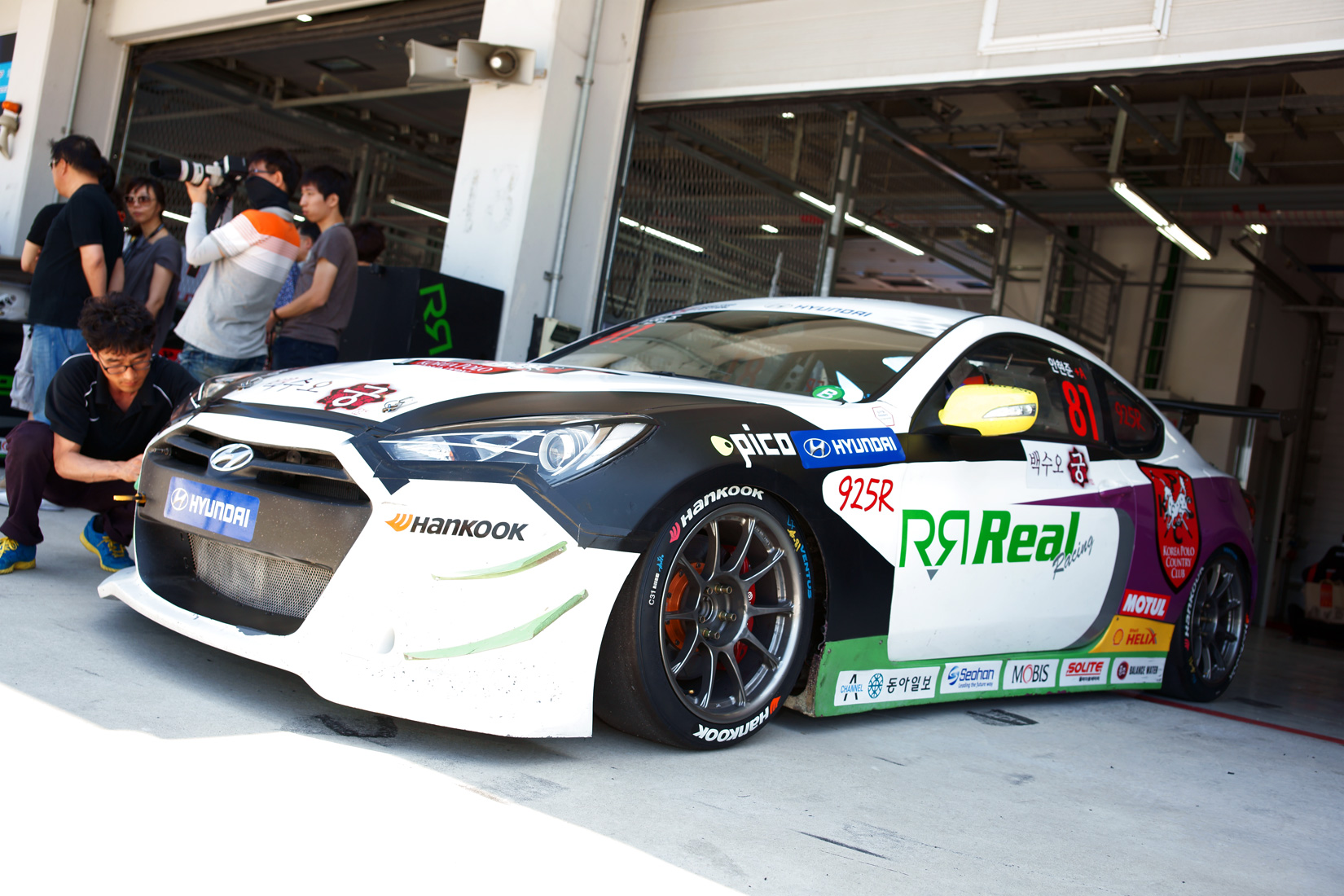 real-racing_1.jpg