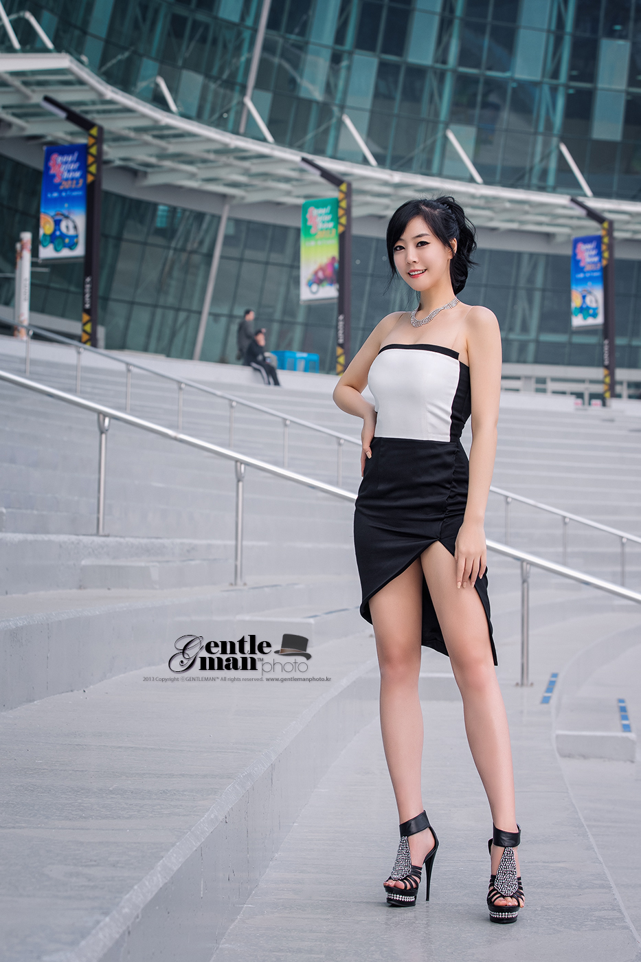 모델BI8Q5765-933.jpg