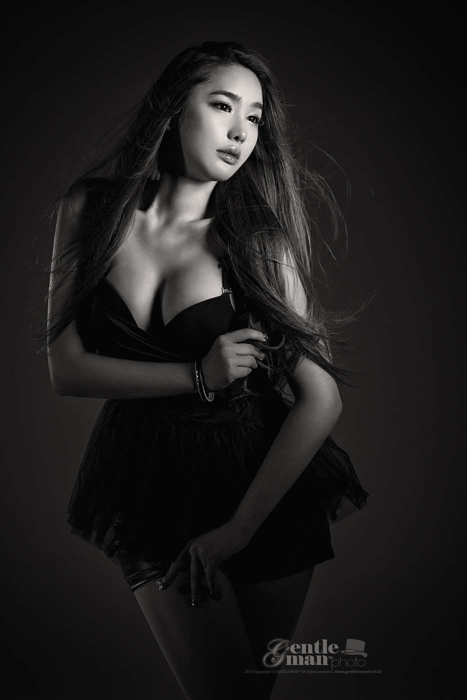 12BI8Q1440-933-2.jpg