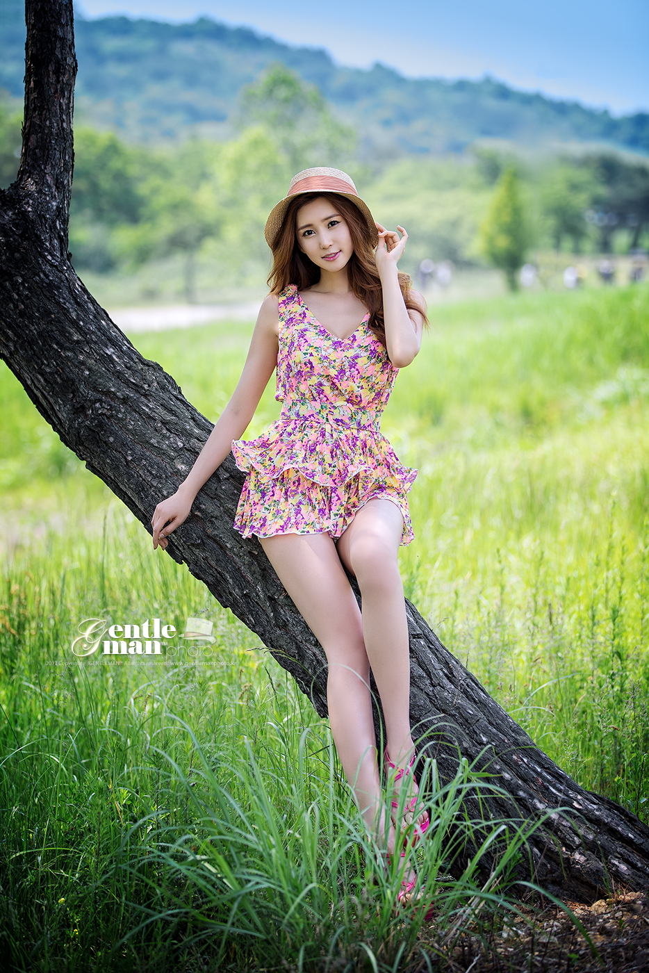 6BI8Q0166-933-1.jpg