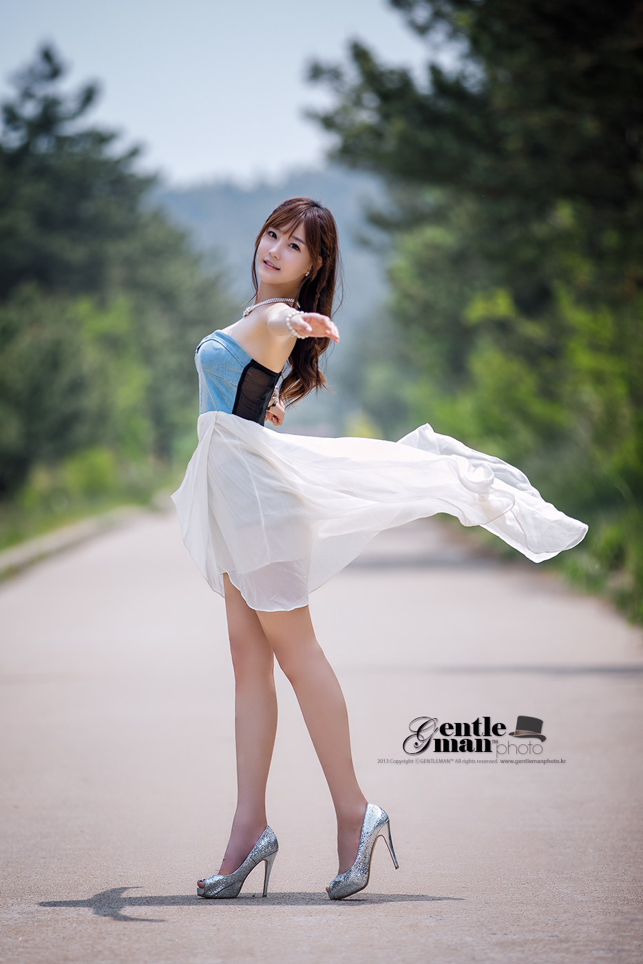 11BI8Q7361-933-1.jpg