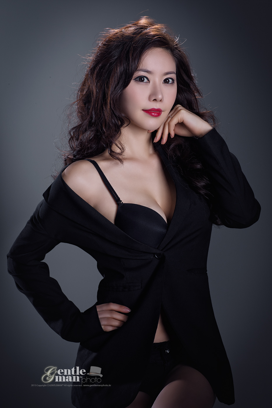 2BI8Q8441-933-1.jpg