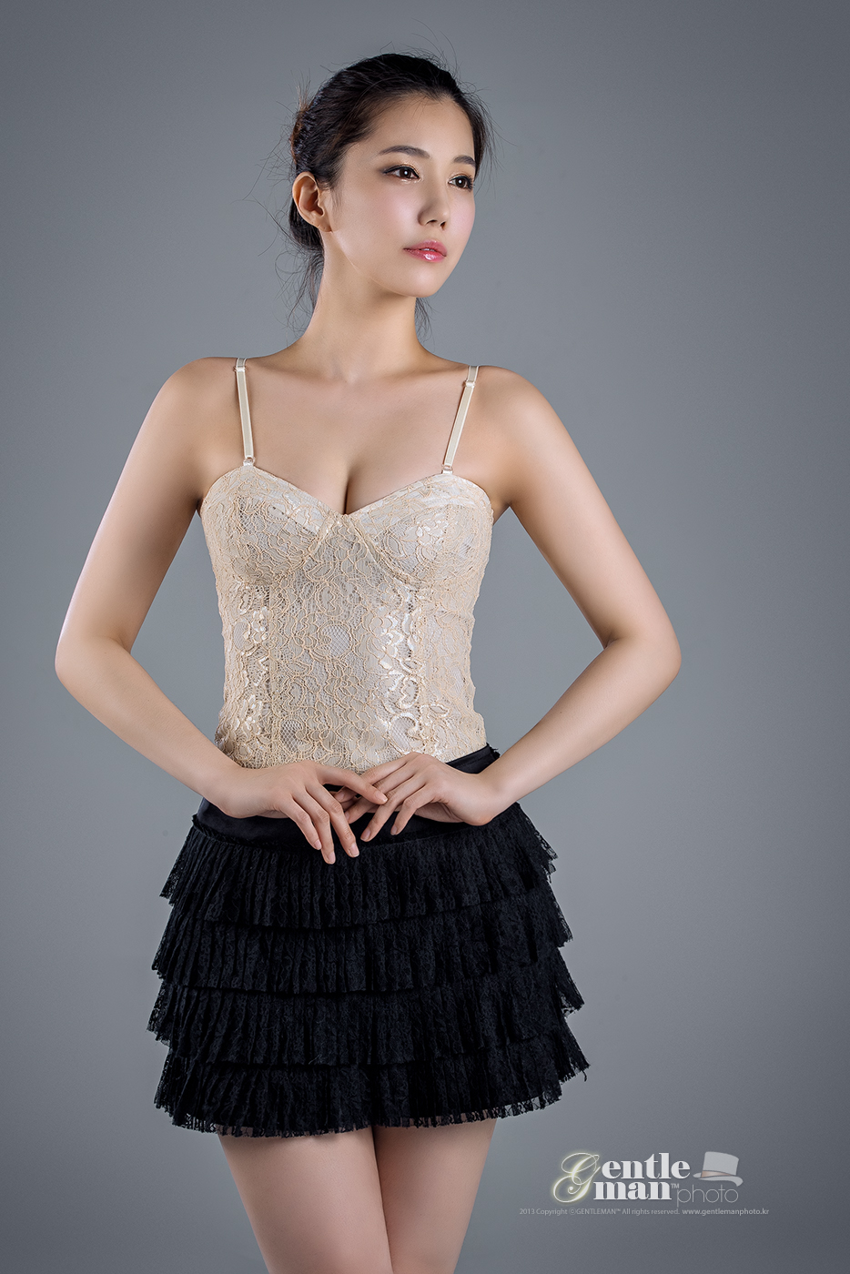 35BI8Q7320-933-1.jpg