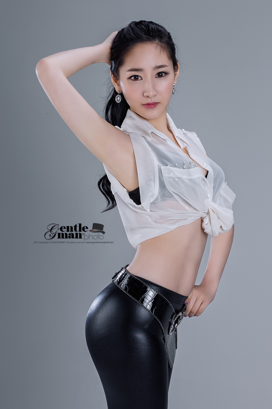 1BI8Q7744-933-1.jpg