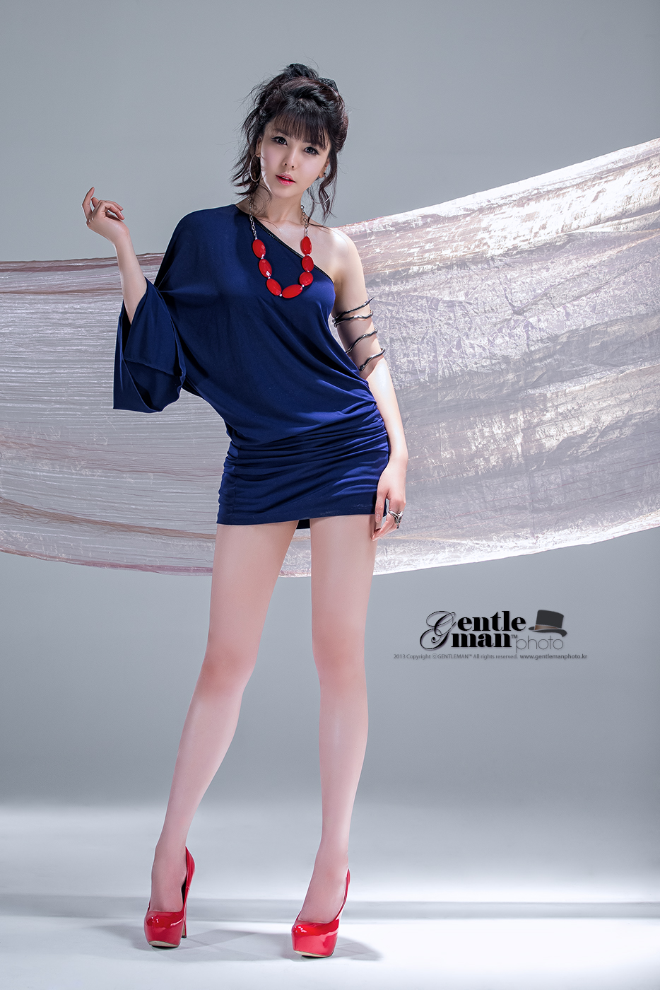 2BI8Q8233-933-1.jpg