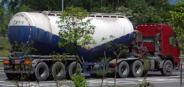 DSCF8105.JPG