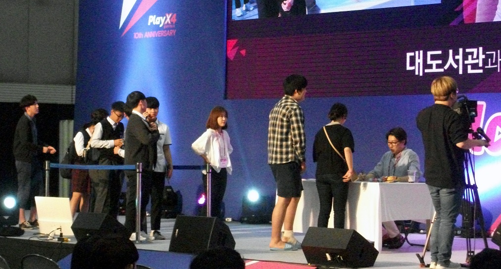 DSCF00 (8).JPG