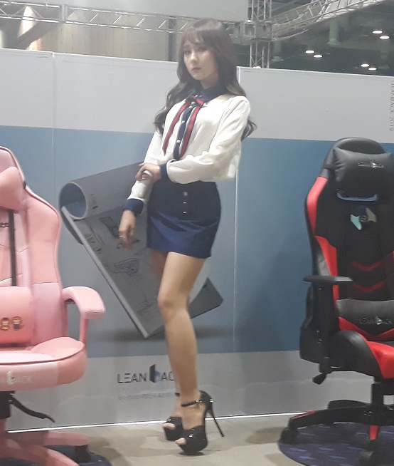DSCF10 (9).jpg