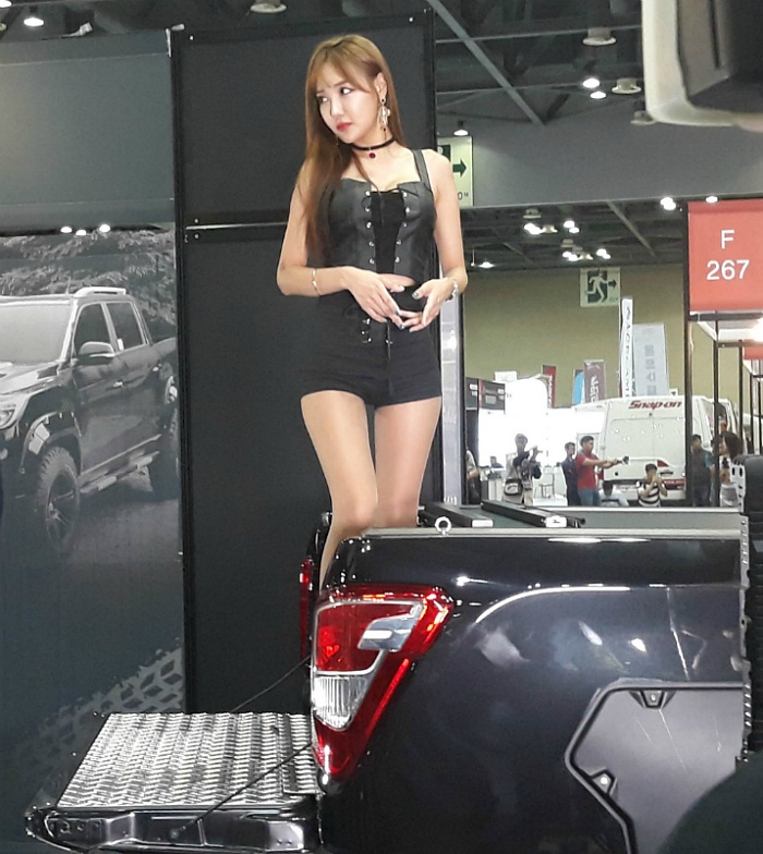 DSCF70 (8).jpg