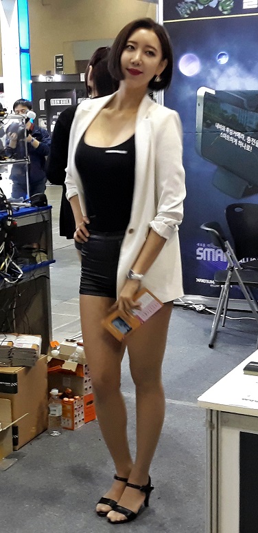 DSCF10 (11).jpg