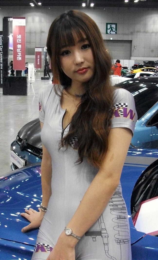 12,8 (1).JPG