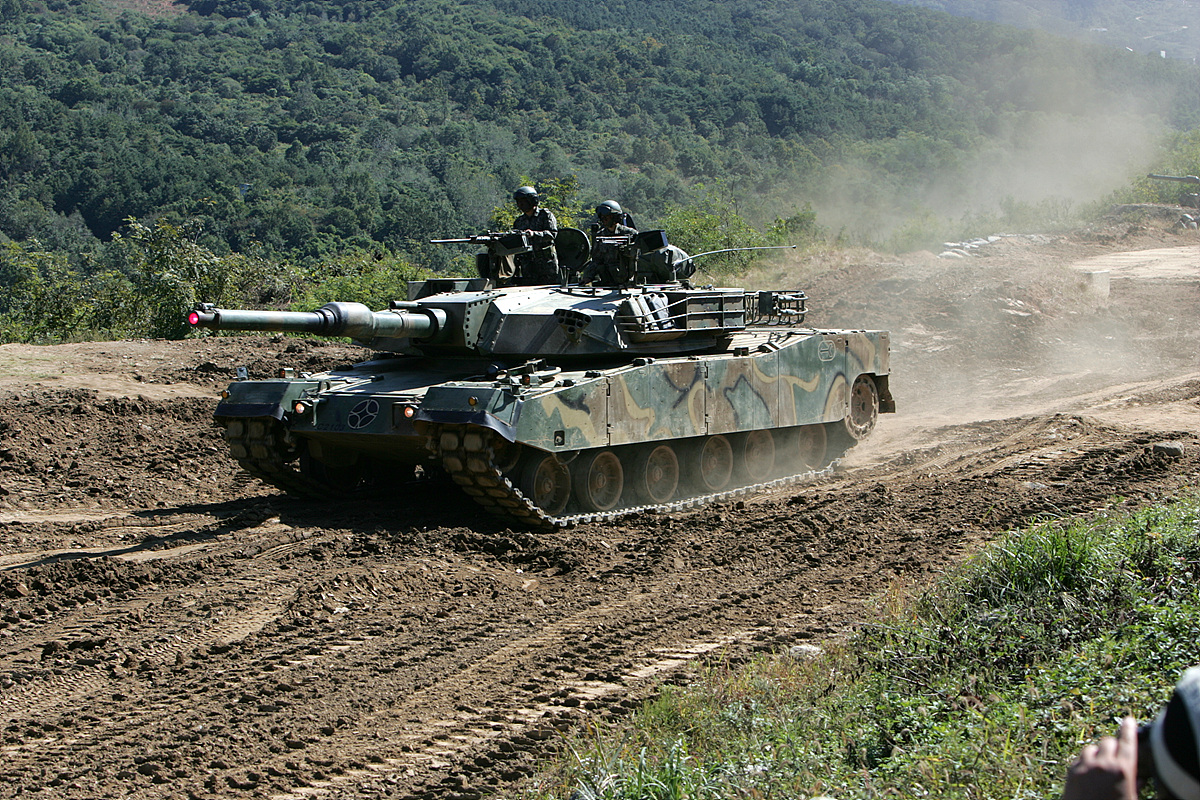 2013제20기계화보병사단기동및사격시범10월3일 (58).jpg